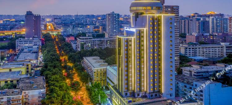 丽橙酒店·逸(西安永宁门省人民医院黄雁村地铁站店)图片