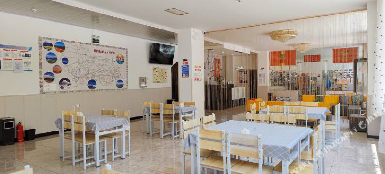 雅江途乐假日酒店图片