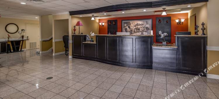 SureStay Plus Hotel by Best Western Alvin图片