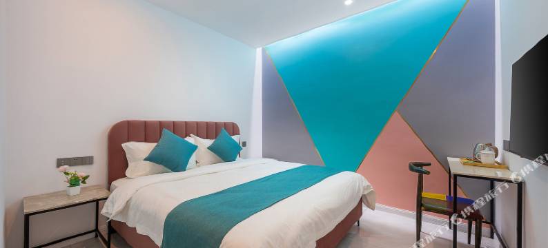 海宁致爱情侣主题酒店图片