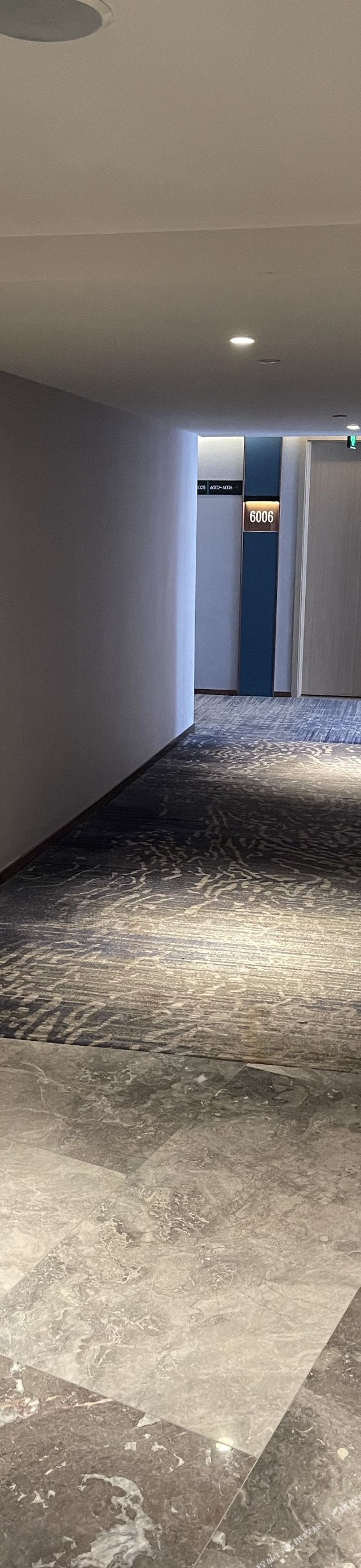 首先防疫做的比较到位 登记扫码流程都比较_舒悦酒店江山打卡