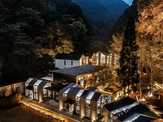 大邑1979雾山厂盒酒店