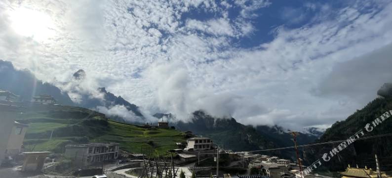 扎尕那如意山景民宿图片