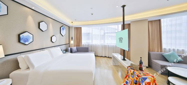 希岸•轻雅酒店(济南鲁能领秀城贵和购物中心店)图片