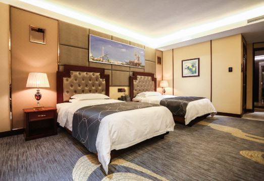 Yiheng Sunshine Boutique Hotel (Zhuanghe Huanghai Street) Hotel Overview