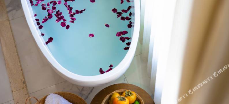 陌禾舒馨全景温泉酒店(和顺古镇贾家坝店)图片