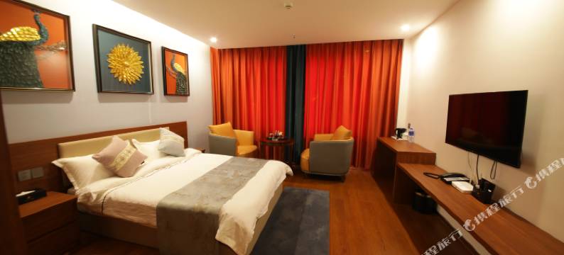 德格县岗炯盼谛岭酒店图片