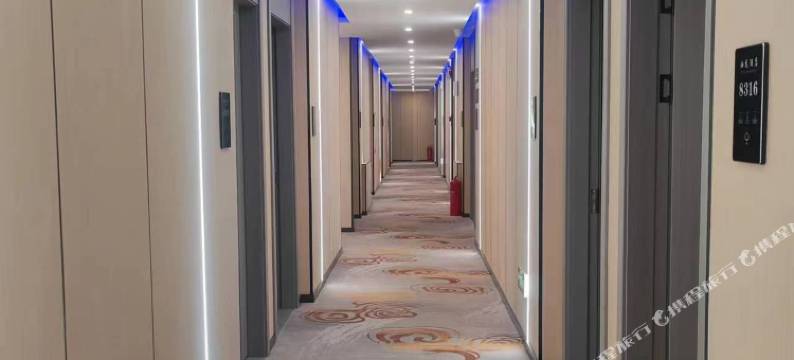 茫崖温馨酒店图片