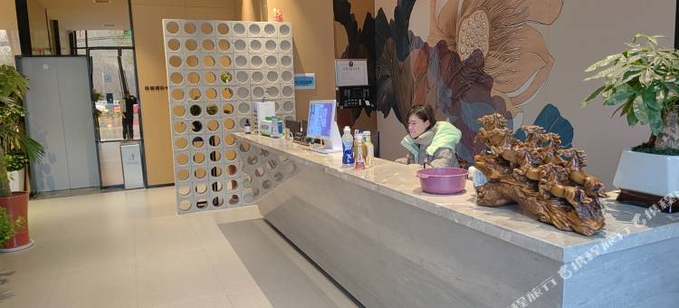 瑞枫花园酒店(黄石北站店)图片