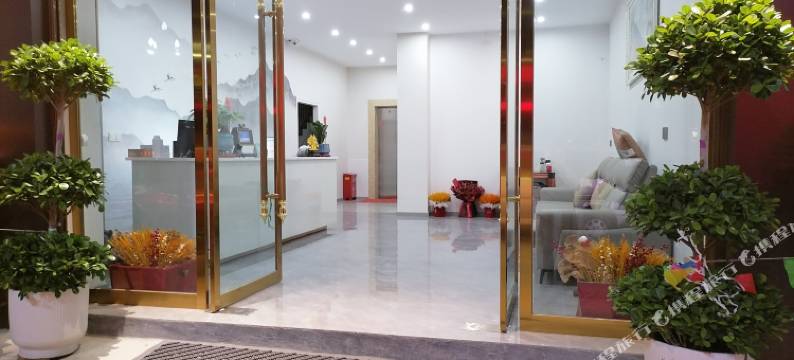 岚皋雨桐快捷酒店图片