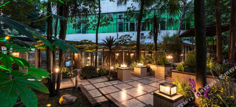 艺龙安云酒店(贵阳黔灵山公园北京路地铁站店)图片