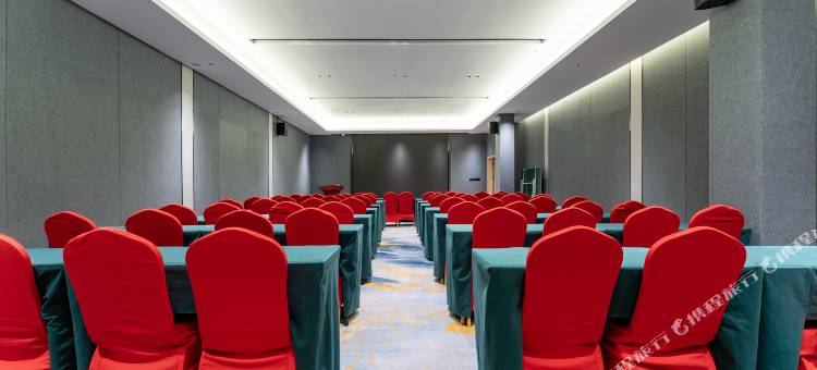 白玉兰酒店(济南泉城广场趵突泉店)图片