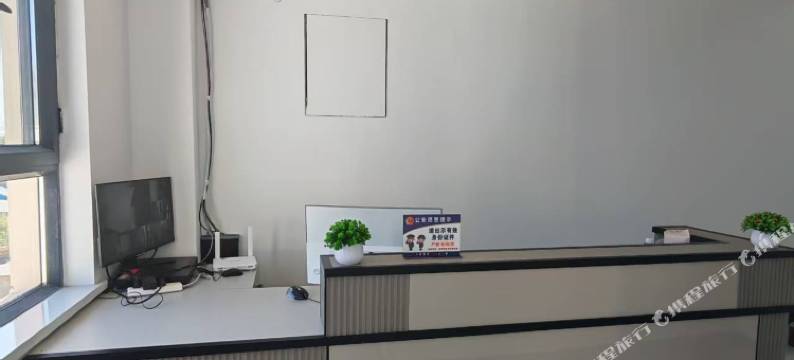 昭苏栖迟驿站图片