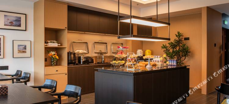 SFEEL设计师酒店(吴忠万达广场店)图片