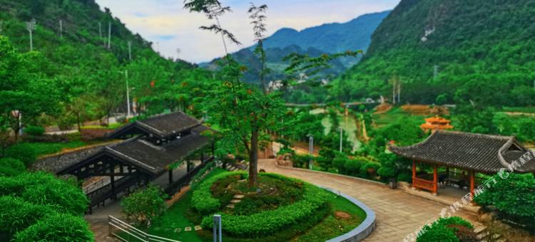 巴马秘境福地酒店(长寿村店)图片
