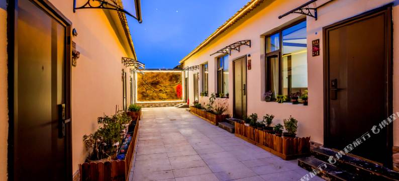 乌兰布统广鑫山岚居民宿图片