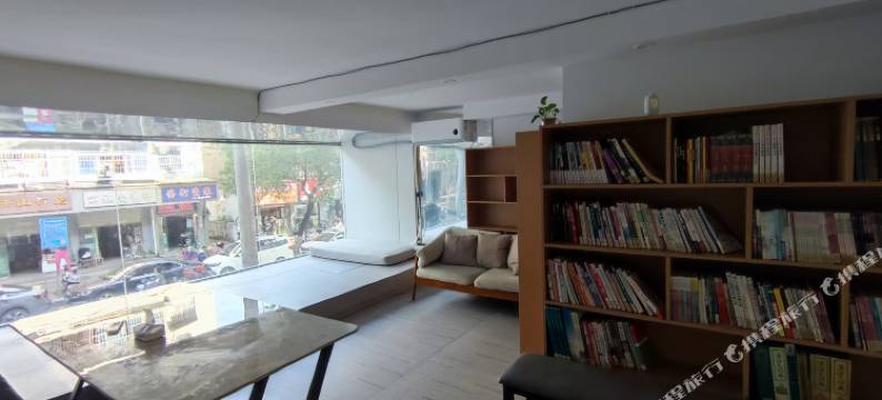 渡闲居酒店(陶溪川文创街区店)图片