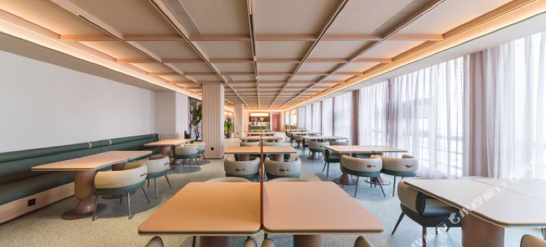 桔子酒店(盐城阜宁天鹅湖国际广场店)图片