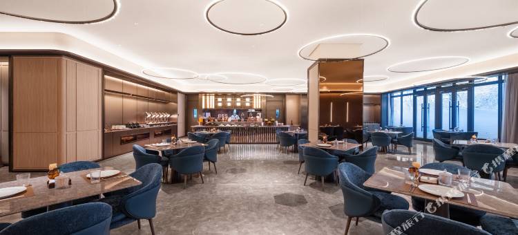 赛里木湖桔子水晶酒店图片