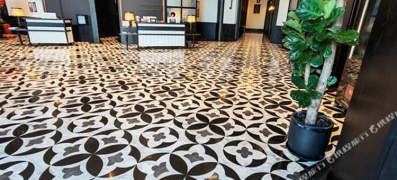 兰顿Q酒店(红河哈尼族彝族自治州建水小火车紫陶街店)图片