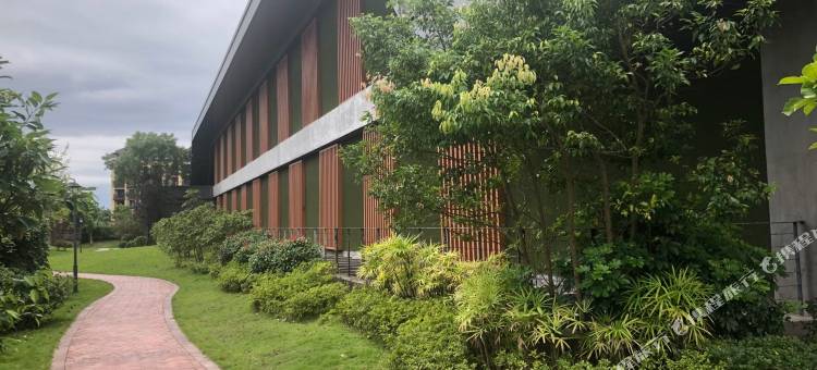 重庆黎香湖楼王湖景洋房民宿图片