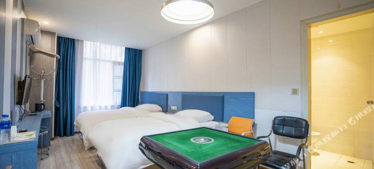 速柒优居酒店(武汉额头湾地铁站店)图片