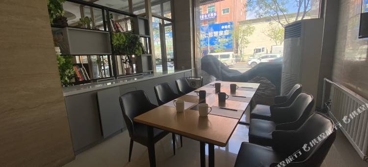 佳泰连锁商务宾馆(盘锦火车站店)图片