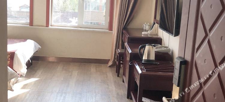 苏尼特右旗汇丰假日酒店图片