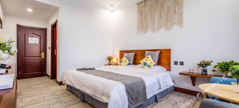 塞罕坝原野小驻图片