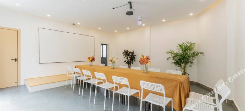 茄子风情民宿(阜埠河路分店)图片