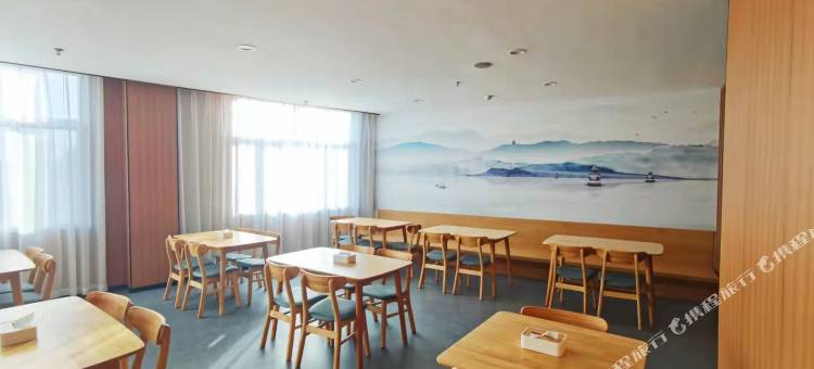 如家睿柏·云酒店(宁晋晶龙街店)图片