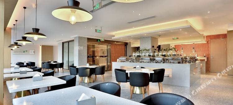 喆缦酒店(祥云路火车站店)图片