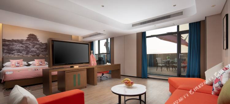 天海柏唐江景酒店(联盛快乐城九江市第三中学店)图片