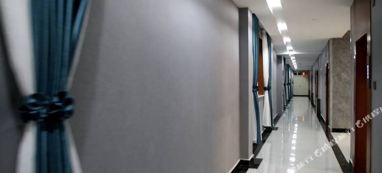 泽库泽雄大酒店图片