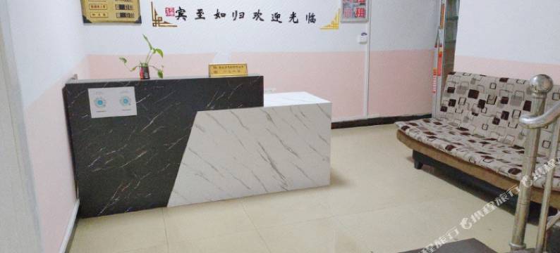 来宾市兴宾区辰辰公寓图片