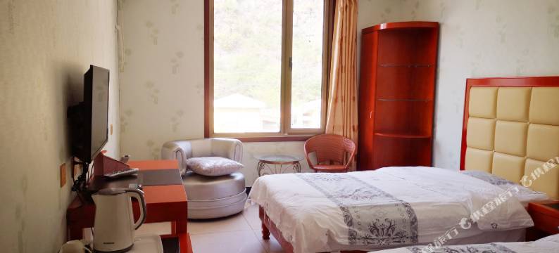 雾灵山龙脉风情度假村图片