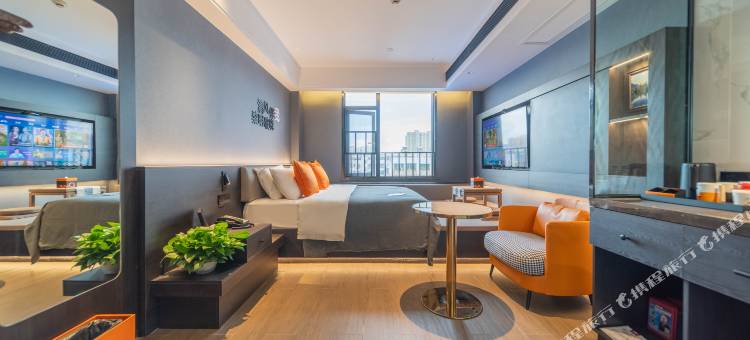 丽橙酒店·趣ONE(荆门万达店)图片