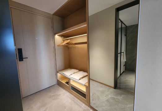 Xinyang Wenxin Chacun Resort Hotel Hotel Overview