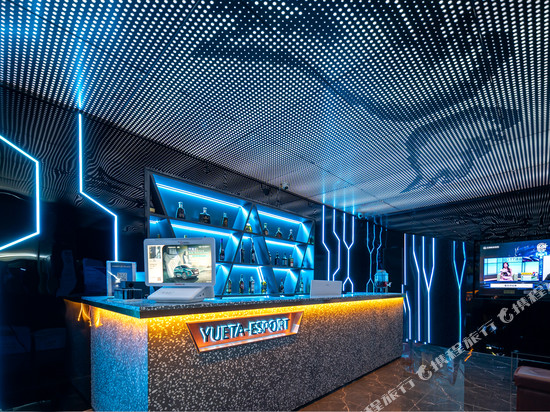粤塔X电竞酒店(深圳东门国贸地铁站店)
