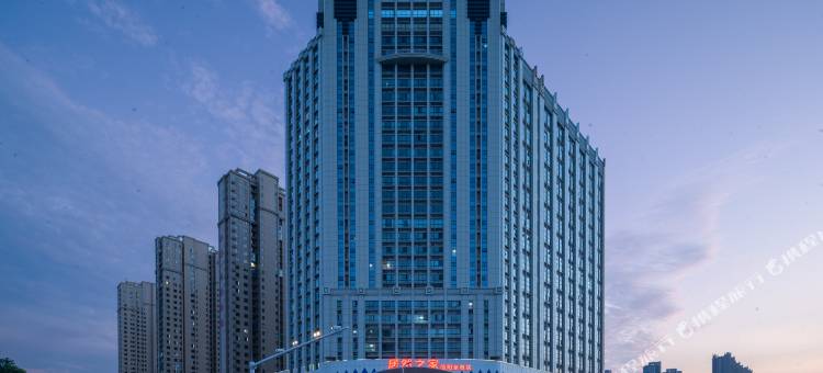 柏顿酒店(信阳高铁东站店)图片