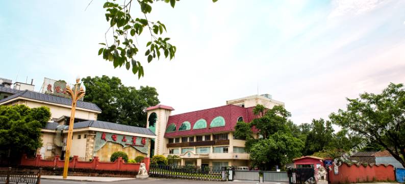 峨眉山宾馆(峨眉山高铁站店)图片