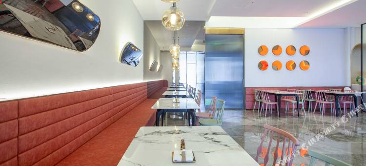 宜必思尚品酒店(南通火车站科创金融中心店)图片