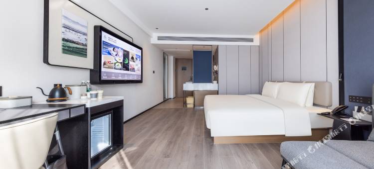 合肥京商商贸城铜陵北路亚朵酒店图片