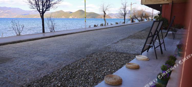 泸沽湖淳时·阿瓦东月客栈图片