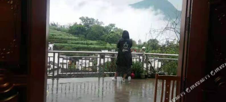 婺源江岭风光客栈图片