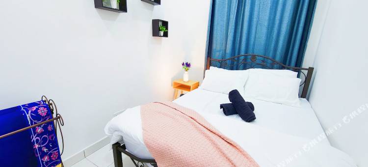 KLIA Lili Residensi 5+2 PAX 带华丽泳池(KLIA Lili Residensi 5+2 PAX with Splendid Pool)图片