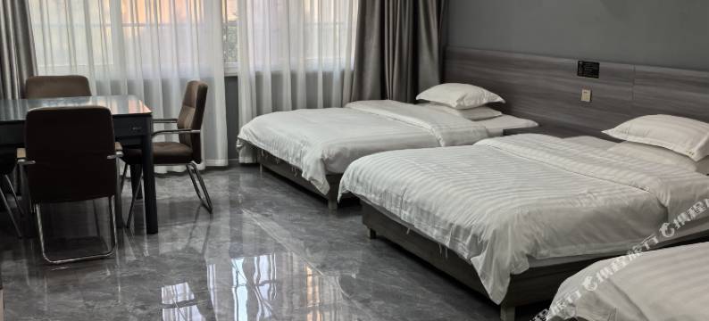 嘉鱼橘子酒店(万鑫国际花园店)图片