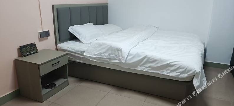 晓龙商务公寓(广州白云国际机场店)图片