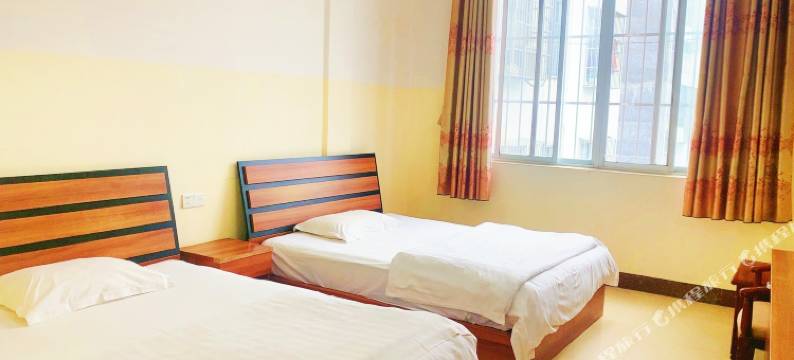 鑫峰宾馆(天等新汽车站店)图片