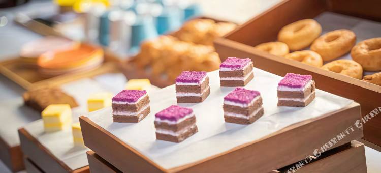 B铂豪怡禾酒店(义乌爱琴海购物公园店)图片